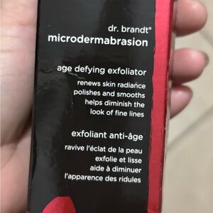 Dr. Brandt Microdermabrasion Exfoliator